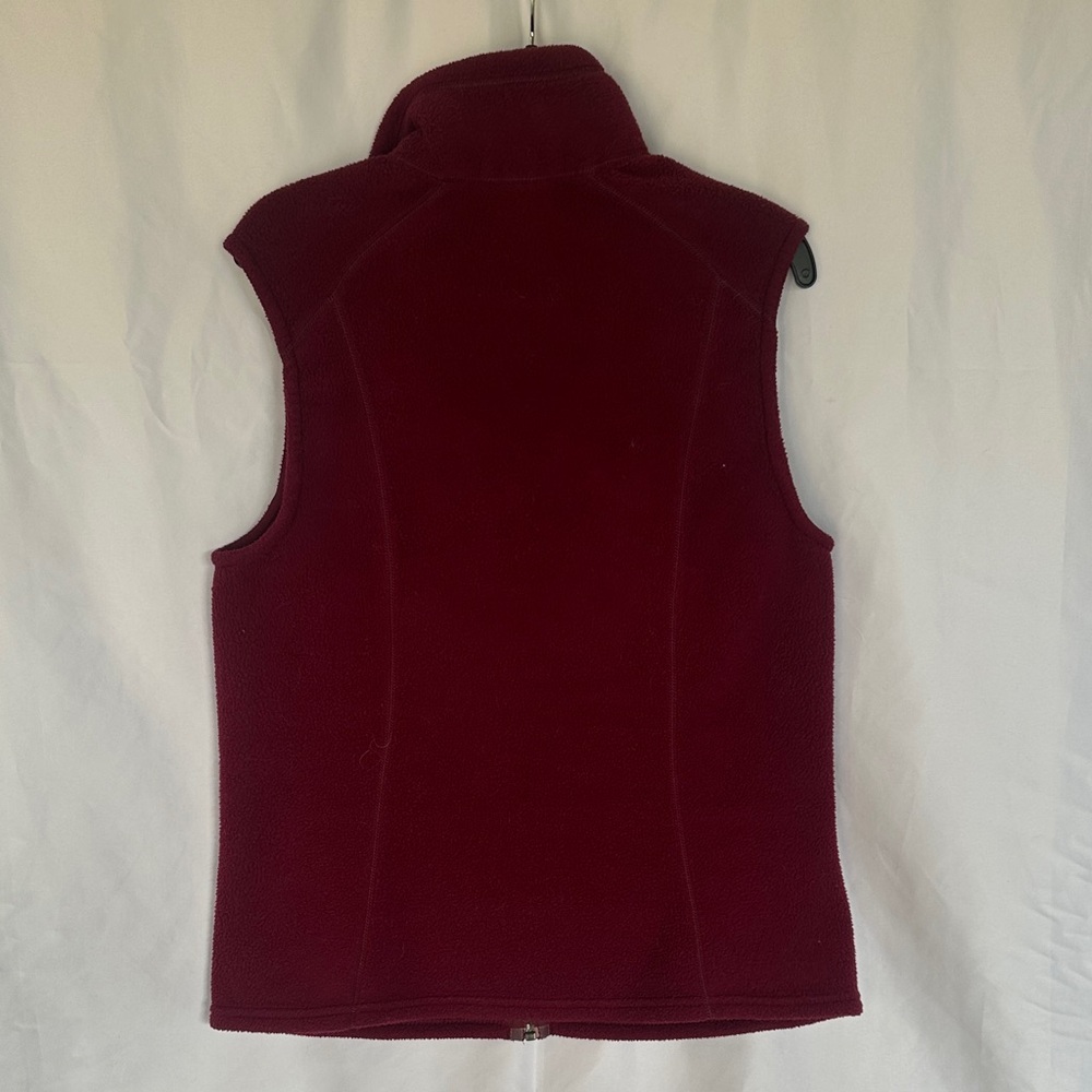 Patagonia New Belgium Brewing Burgundy Fleece Vest with Zipper Pockets - Picture 2 of 4
